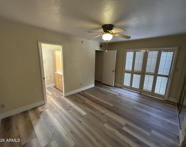 5100 N Miller Road - Photo Thumbnail 27