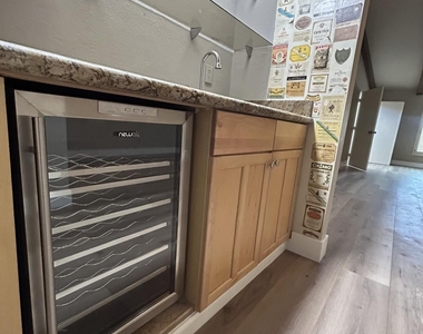 5100 N Miller Road - Photo Thumbnail 5
