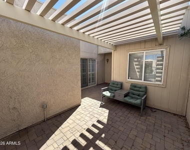 5100 N Miller Road - Photo Thumbnail 2