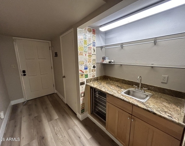 5100 N Miller Road - Photo Thumbnail 4