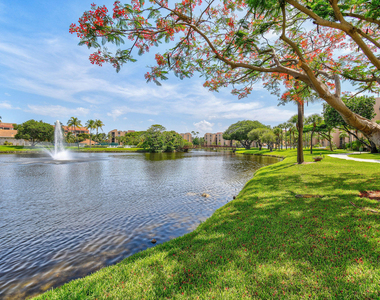 950 Egret Circle - Photo Thumbnail 25