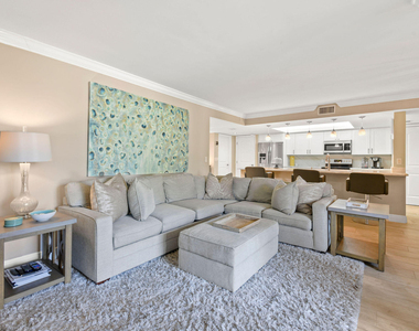 950 Egret Circle - Photo Thumbnail 9