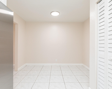 7750 Sw 10th Court - Photo Thumbnail 6