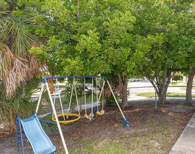 7750 Sw 10th Court - Photo Thumbnail 31