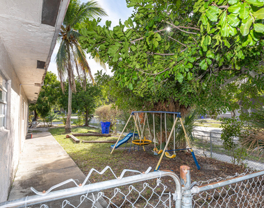 7750 Sw 10th Court - Photo Thumbnail 28