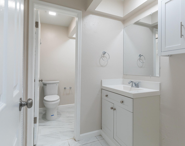7750 Sw 10th Court - Photo Thumbnail 23
