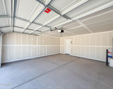 239 W Sonoran Vista Circle - Photo Thumbnail 28
