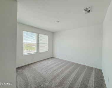 239 W Sonoran Vista Circle - Photo Thumbnail 15