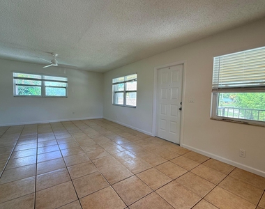 3362 Se Jefferson Street - Photo Thumbnail 5
