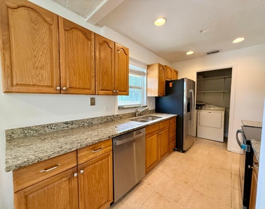 3362 Se Jefferson Street - Photo Thumbnail 7