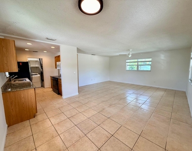 3362 Se Jefferson Street - Photo Thumbnail 6