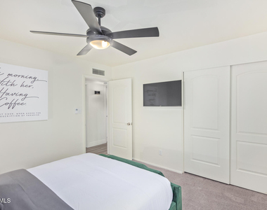 8442 E Holly Street - Photo Thumbnail 16