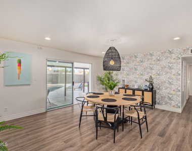 8442 E Holly Street - Photo Thumbnail 5