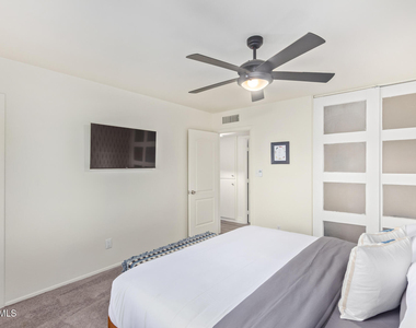8442 E Holly Street - Photo Thumbnail 20