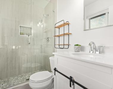 8442 E Holly Street - Photo Thumbnail 13