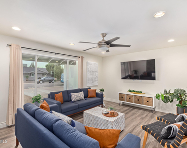8442 E Holly Street - Photo Thumbnail 1