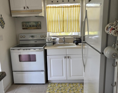 209 Saint Lucie Boulevard - Photo Thumbnail 5