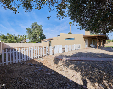 12617 N 71st Street - Photo Thumbnail 32