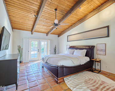 12617 N 71st Street - Photo Thumbnail 24