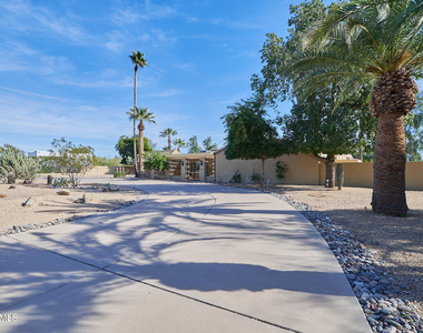 12617 N 71st Street - Photo Thumbnail 37