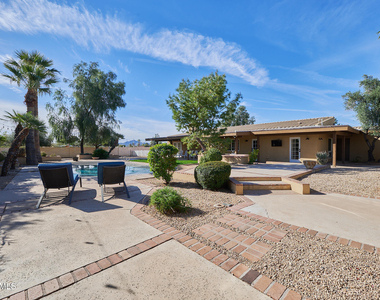 12617 N 71st Street - Photo Thumbnail 28