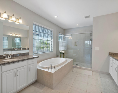 11036 Meridian Drive N - Photo Thumbnail 26