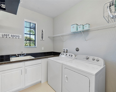 11036 Meridian Drive N - Photo Thumbnail 28