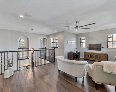 11036 Meridian Drive N - Photo Thumbnail 22