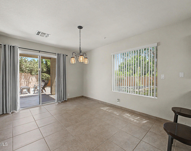 15550 N Frank Lloyd Wright Boulevard - Photo Thumbnail 7