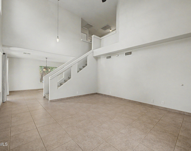 15550 N Frank Lloyd Wright Boulevard - Photo Thumbnail 5