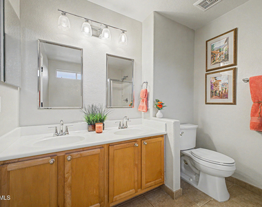 15550 N Frank Lloyd Wright Boulevard - Photo Thumbnail 17