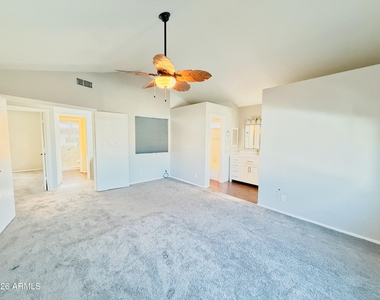 1114 S Surfside Drive - Photo Thumbnail 13