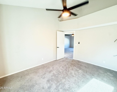 1114 S Surfside Drive - Photo Thumbnail 18
