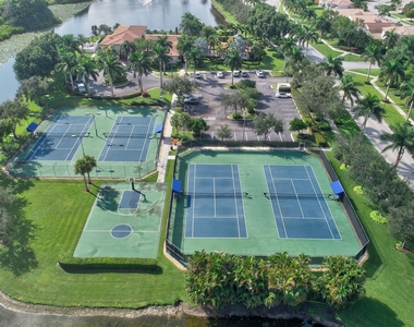 11182 Sea Grass Circle - Photo Thumbnail 35