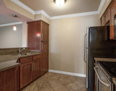 2025 E Campbell Avenue - Photo Thumbnail 5