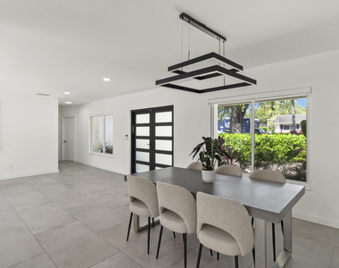 21303 Ne 18th Place - Photo Thumbnail 7