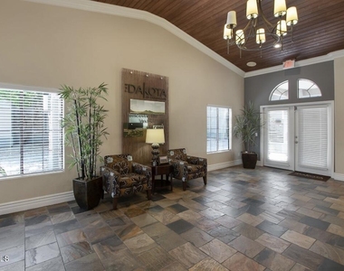 2025 E Campbell Avenue - Photo Thumbnail 14
