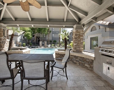 2025 E Campbell Avenue - Photo Thumbnail 22
