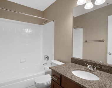 2025 E Campbell Avenue - Photo Thumbnail 8
