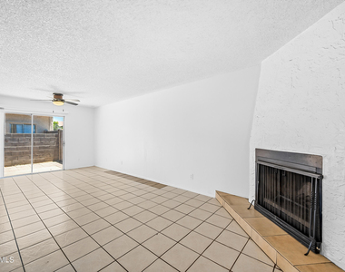 15601 N 27th Street - Photo Thumbnail 2