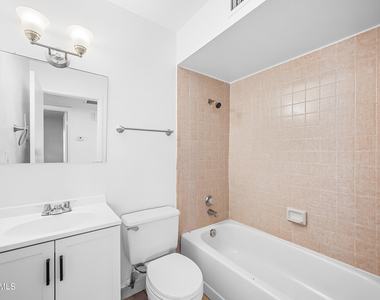 15601 N 27th Street - Photo Thumbnail 13