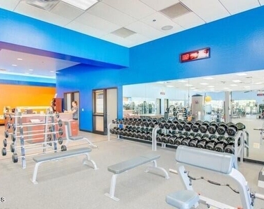 12 Leisure World -- - Photo Thumbnail 24