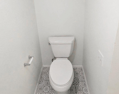 12 Leisure World -- - Photo Thumbnail 15