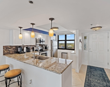 840 Ocean Drive - Photo Thumbnail 2