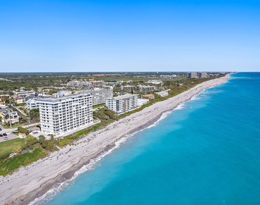 840 Ocean Drive - Photo Thumbnail 40