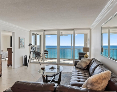 840 Ocean Drive - Photo Thumbnail 12