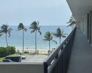 4280 Galt Ocean Drive - Photo Thumbnail 20