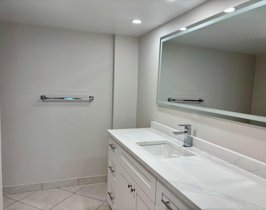 4280 Galt Ocean Drive - Photo Thumbnail 6