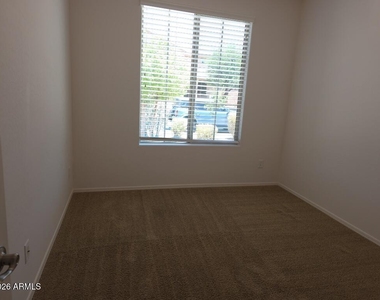 18143 W Purdue Avenue - Photo Thumbnail 14