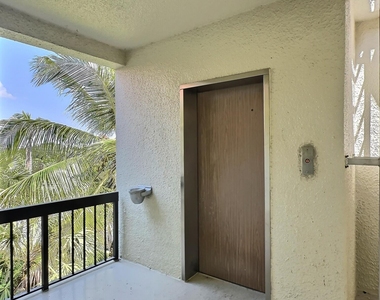 3050 Presidential Way - Photo Thumbnail 23